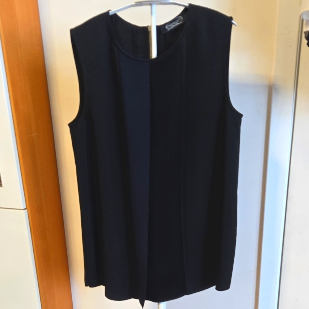 MAGASCHONI Sleeveless Pleated Blouse Top Shell Navy Blue Black Size 8